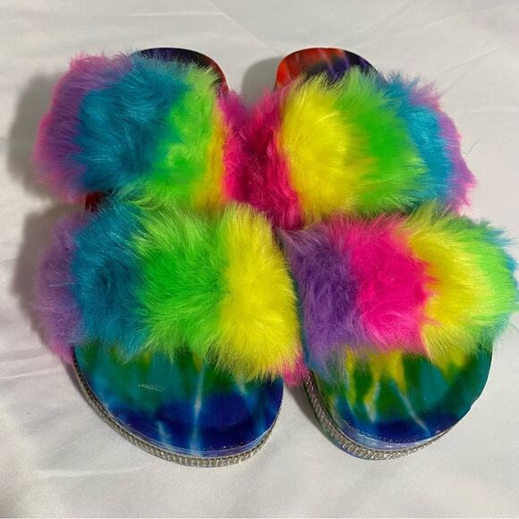 Mudd Women’s Platform Furry Colorful Slippers - Picture 2 of 3